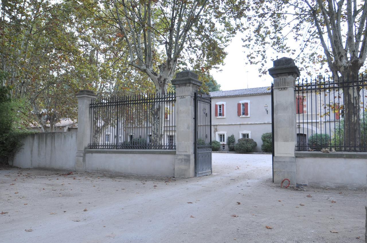 Domaine Du Grand Malherbes Hotel Marsillargues Bagian luar foto